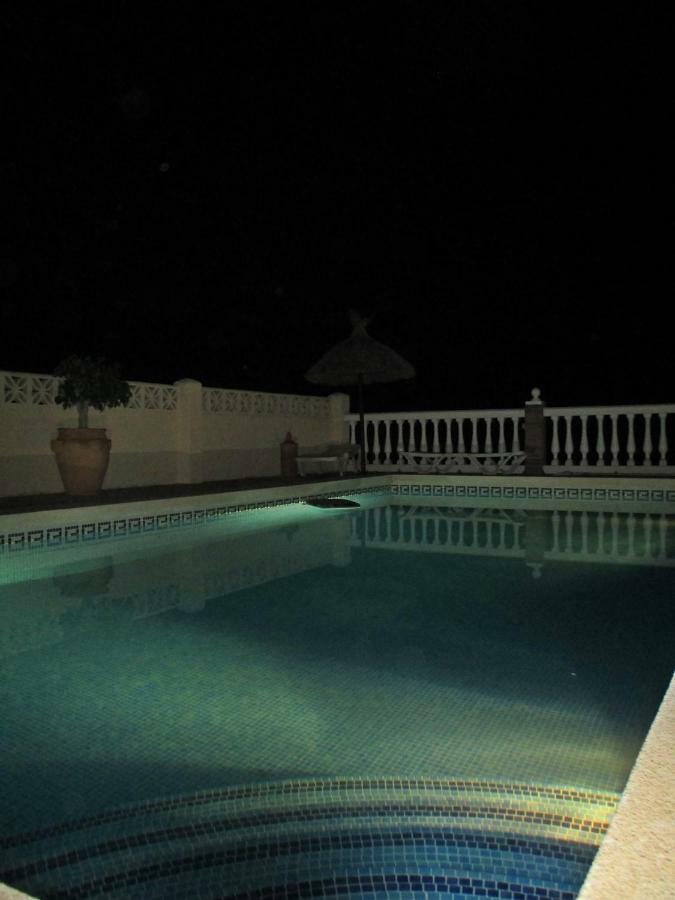 Villa Casa Darren à Benajarafe Extérieur photo